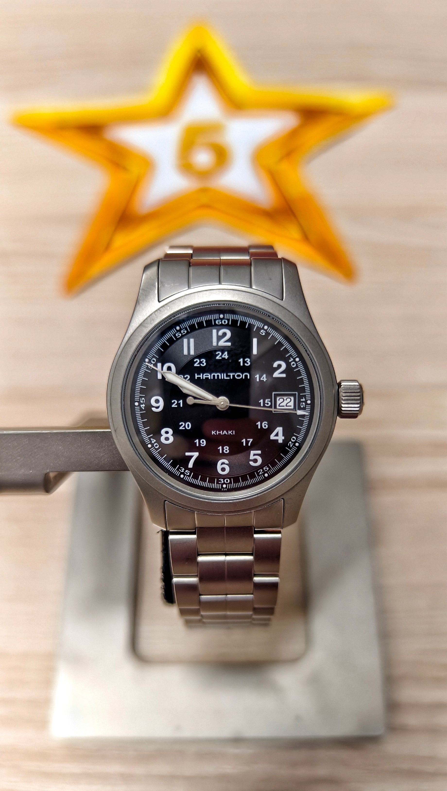 Hamilton Khaki Field
