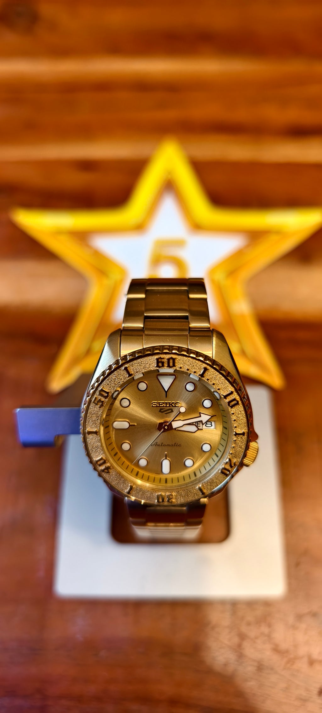 Seiko 5 Sports "Gold"