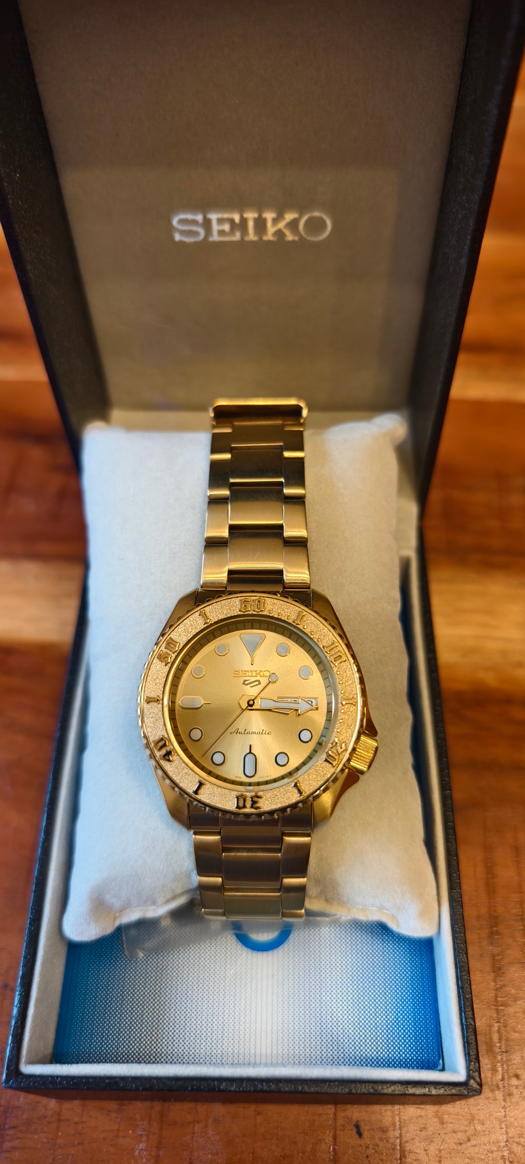 Seiko 5 Sports "Gold"