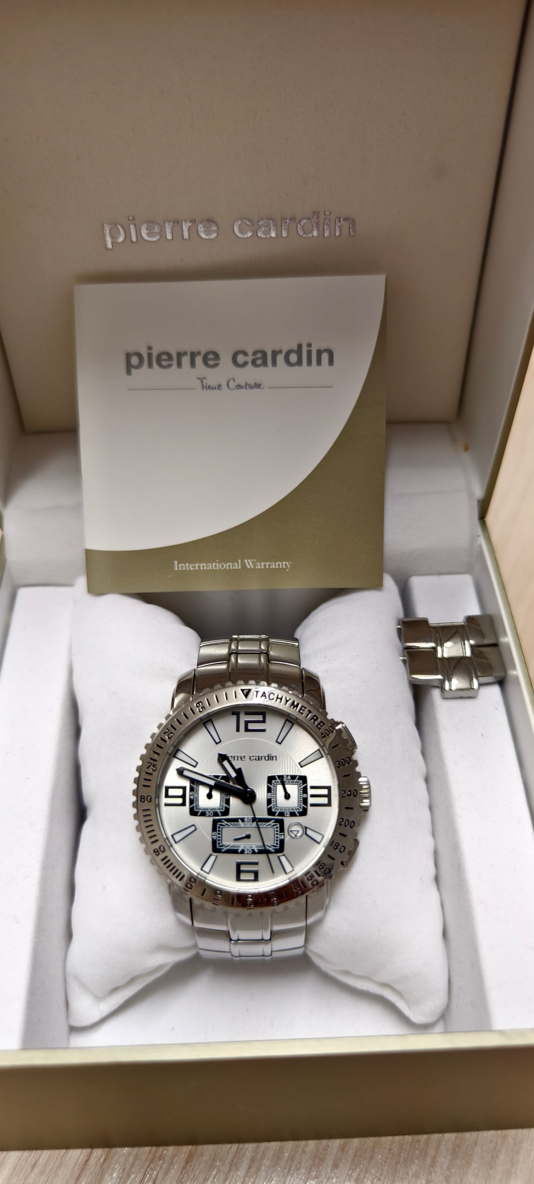 Pierre Cardin diver